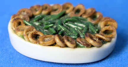 (image for) Green bean casserole with onion rings by Linda Cummings