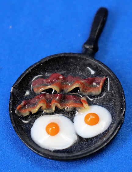 (image for) Breakfast preparation by Jan Petrie