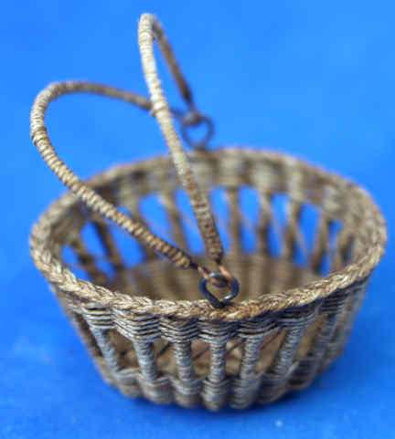 (image for) Basket with double handles by Francine Coyon
