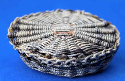 (image for) Lidded basket by Francine Coyon