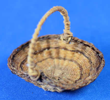 (image for) Basket by Francine Coyon