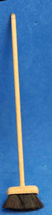 (image for) Broom