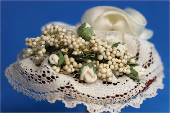 Hat - white - white berries and green trim