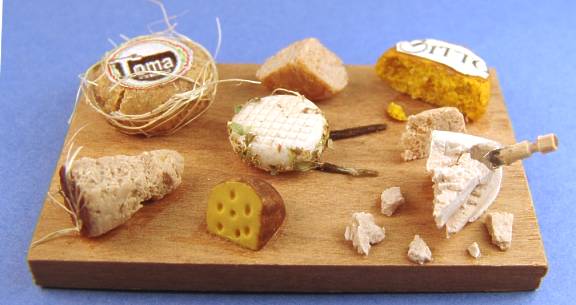 (image for) Selection of Italian delicacies