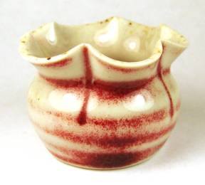 Fluted garden pot - red & white