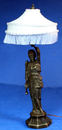 (image for) Floor lamp - statue/fringe shade