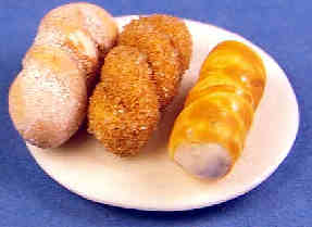 (image for) Cruellers on plate