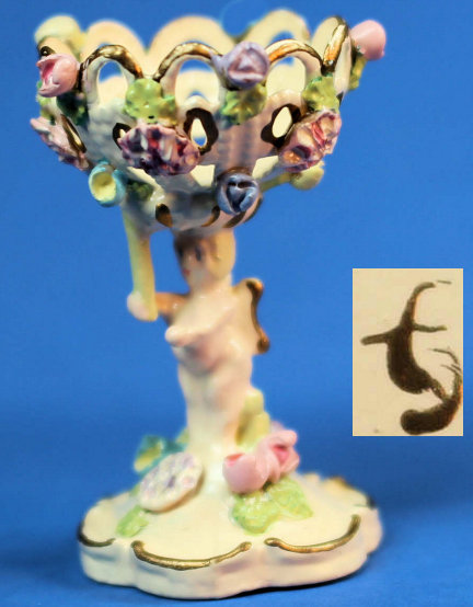 (image for) Pierced bowl footed