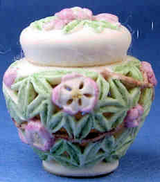 (image for) Lidded bowl - cutwork