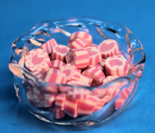 Candy dish with candy