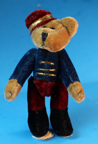 (image for) Stuffed animal -bellboy bear
