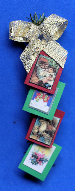 (image for) Christmas card display