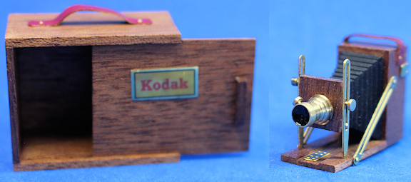 (image for) Camera and box