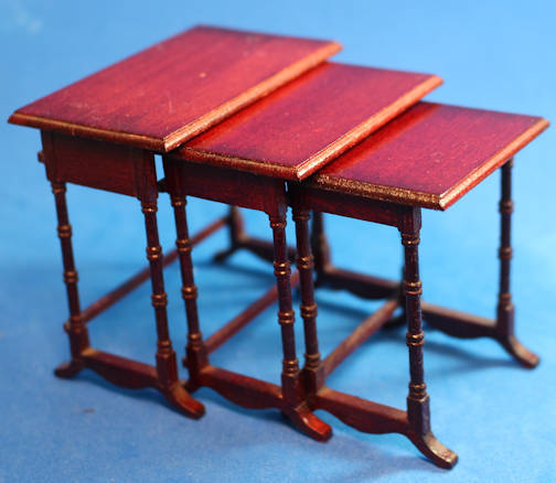 (image for) Nesting tables - set of 3