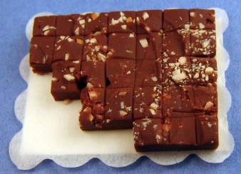 (image for) Tray of fudge