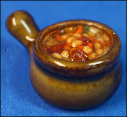 (image for) Crock of baked beans