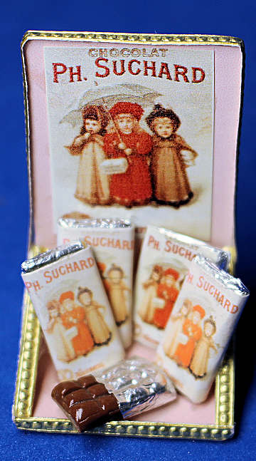 Candy display (image for) Candy display