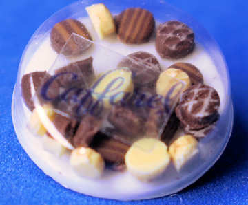 Cafferela - cookies/chcolate - round box (image for) Cafferela - cookies/chcolate - round box