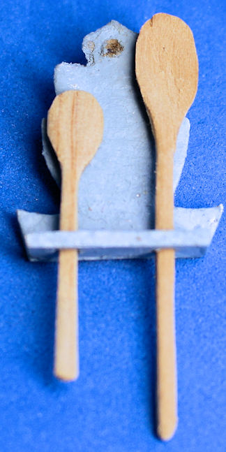 Spoon rack and wooden spoons