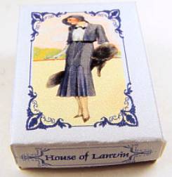 (image for) Designer clothing box