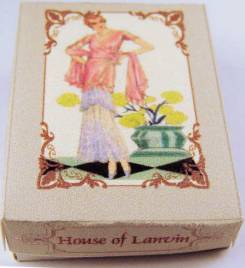 (image for) Designer clothing box