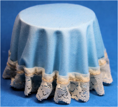 (image for) Skirted table